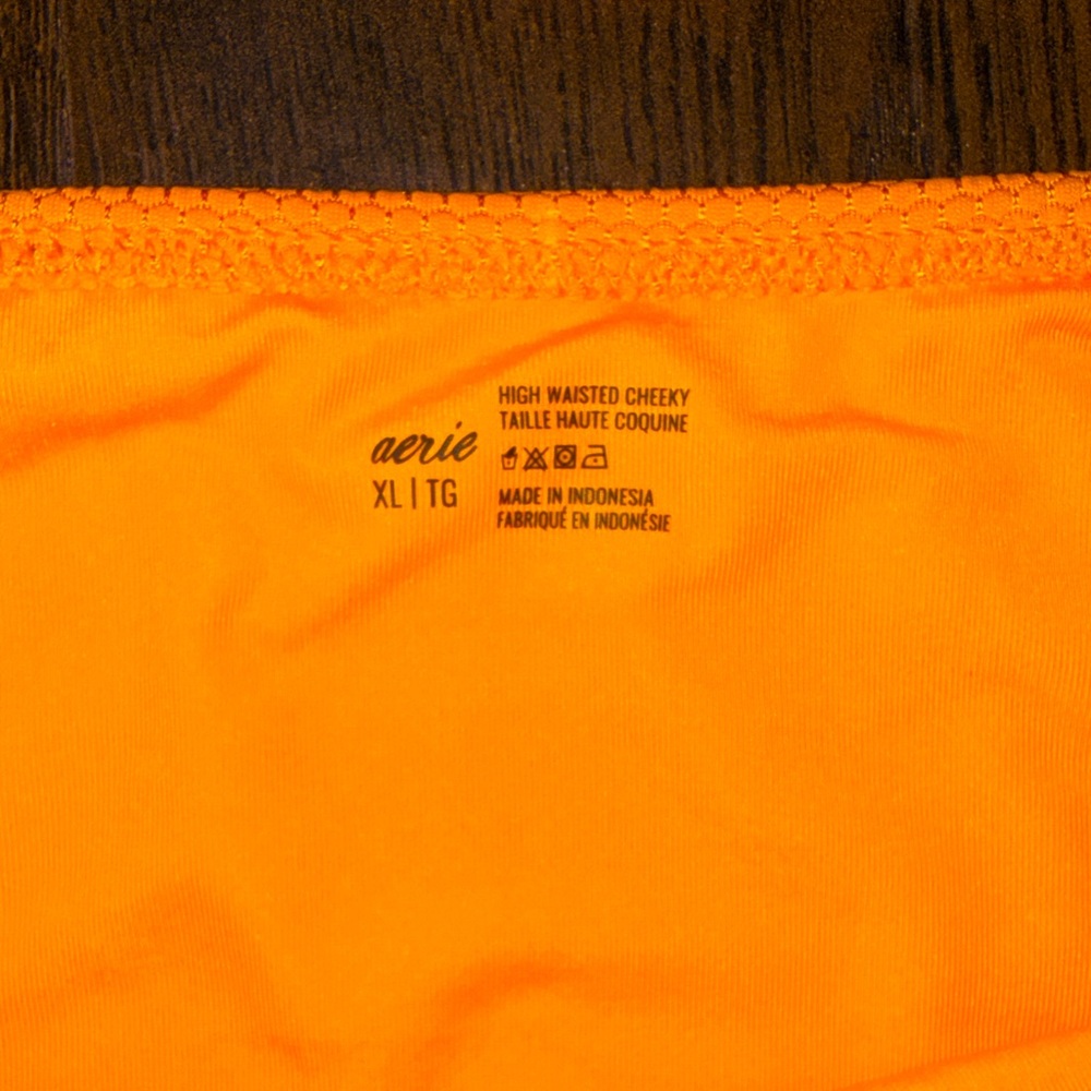 Aerie Orange Scalloped Bikini Set - Picture 3 of 5